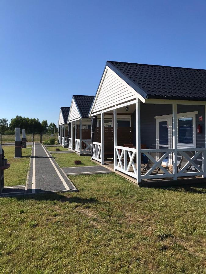Dzika Plaza Wierzchucino エクステリア 写真